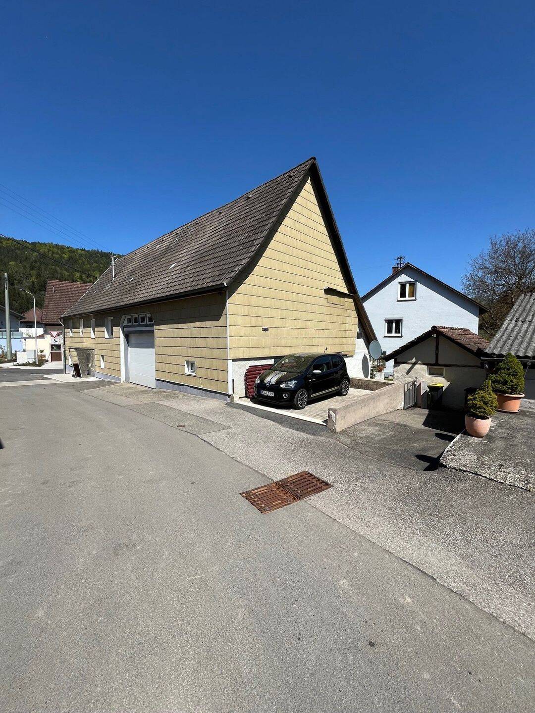 Charmantes ehemaliges Bauernhaus mit großer Garage und traumhaftem Garten – Sulz am Neckar – Vorschaubild 4