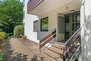 Bremen - Schwachhausen | Traumhafte 7-Zimmerwohnung mit mehreren Dachterrassen und Tiefgaragenstellplatz – 28209 Bremen – Vorschaubild 3