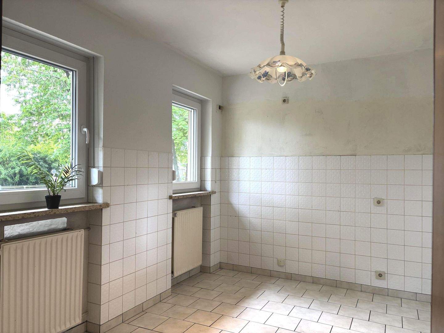 Kapitalanleger aufgepasst! 2 DHH auf 1228m² mit 242,1m² Wfl., 3 Garagen – Herzberg am Harz – Vorschaubild 4