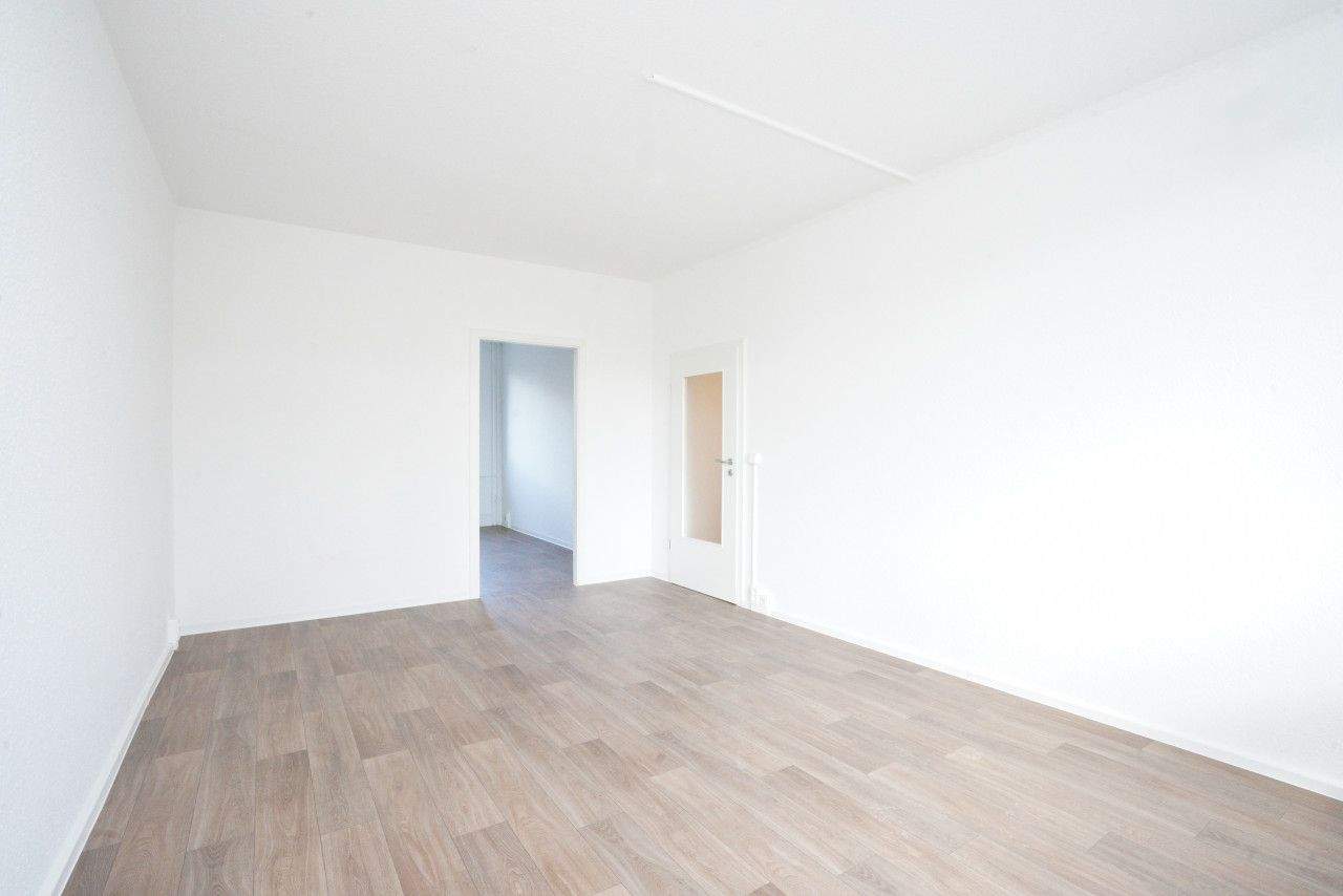 Frisch saniert / Balkon / Aufzug – Chemnitz – Vorschaubild 8