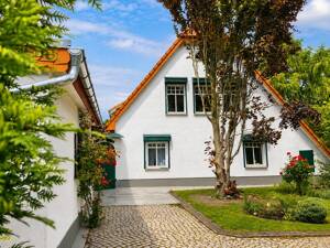 Historische Fabrikantenvilla mit Bungalow, Gewerbeflächen und 834 m² Baulandreserve – Wohnen, Arbeit – 12621 Berlin – Vorschaubild 2