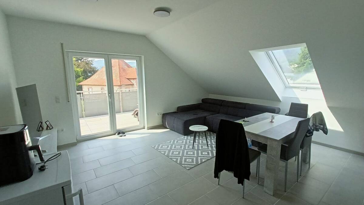 49qm DG Neubau Mietwohnung Collenberg hohe Energieeffiz 2,5 Z. – 97903 Collenberg – Bild 1 von 9