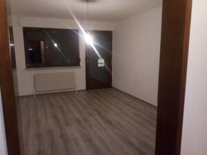 Schöne, helle EG Wohnung – 75449 Wurmberg – Vorschaubild 8