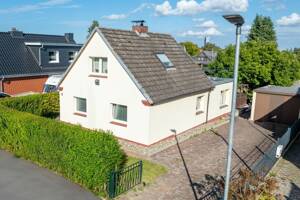 871 m² Grundstücks-Juwel: Viel Platz für Anbau oder Neubau! – 23570 Lübeck – Vorschaubild 2