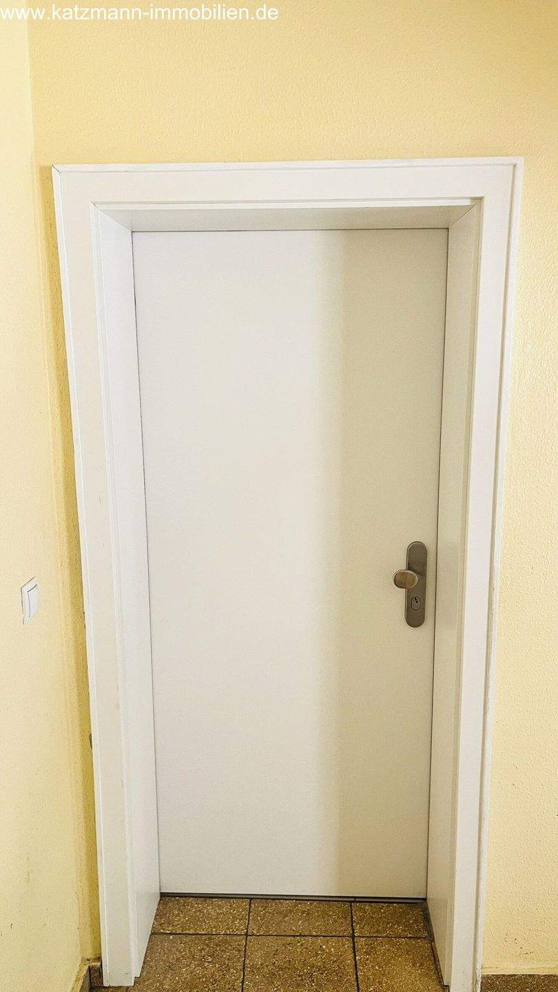 Provisionsfrei ! : 4-Zimmer-Wohnung mit Sonnenbalkon & Tageslichtbad – Bonn – Vorschaubild 8