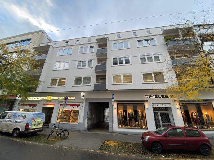 Attraktive 2-ZKB-Wohnung mit Balkon – direkte Zentrumslage
