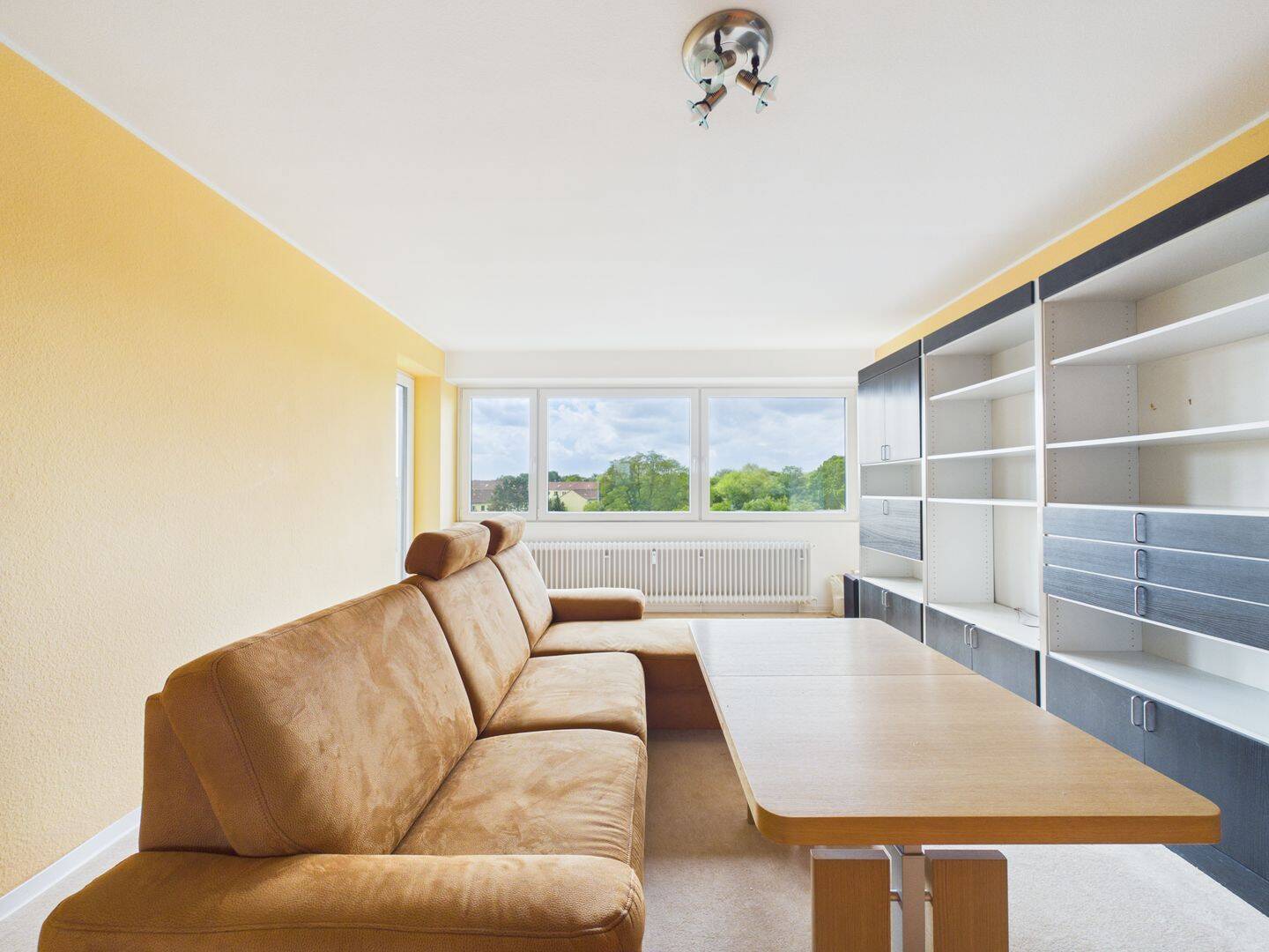 Penthousewohnung in Findorff mit Fahrstuhl, Blick ins Grüne und Potenzial – Bremen – Vorschaubild 2