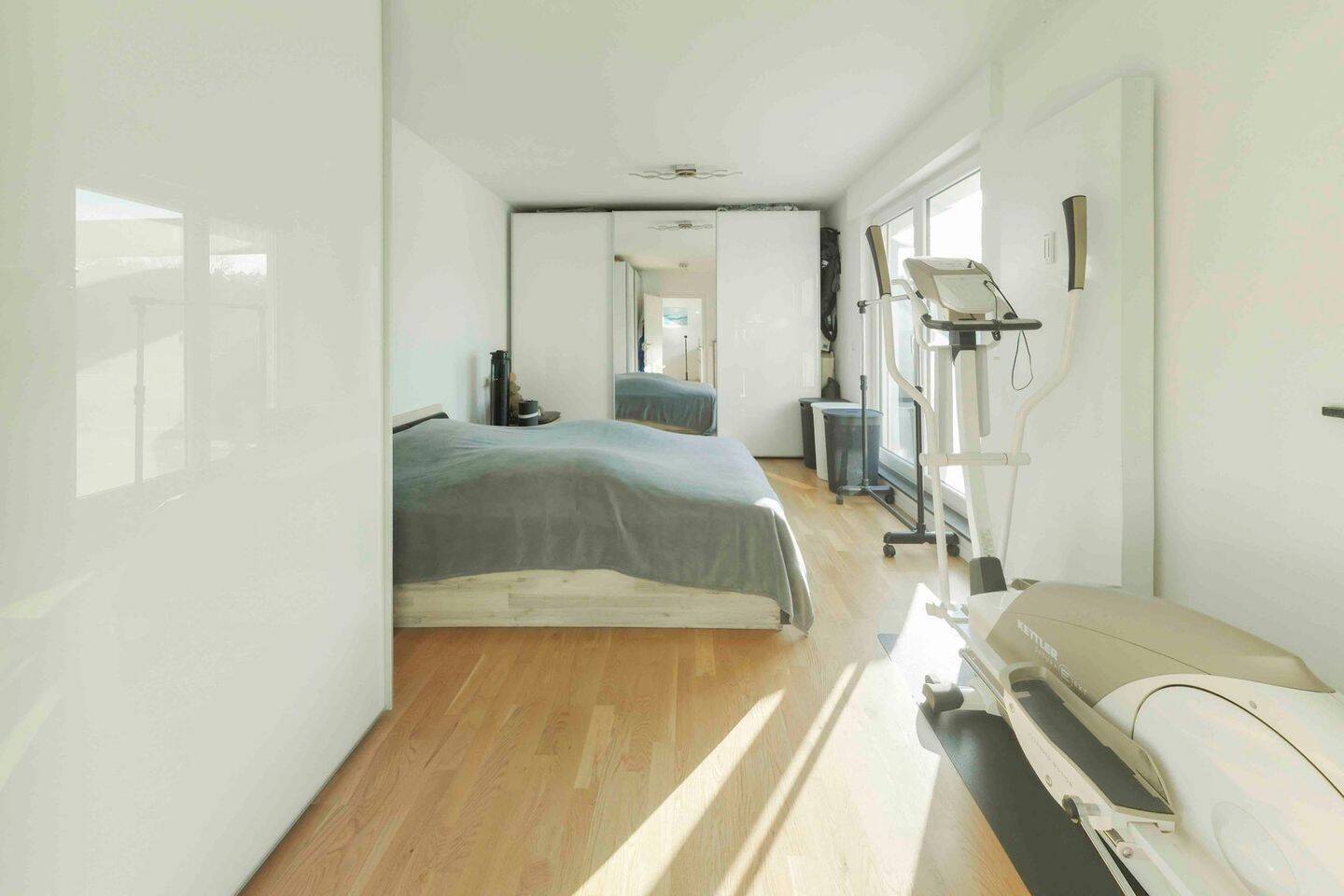 Haus im Haus: Attraktive 3-Zimmer Terrassenwohnung mit Garage, Stellplatz und großer Terrasse – Stuttgart – Vorschaubild 7