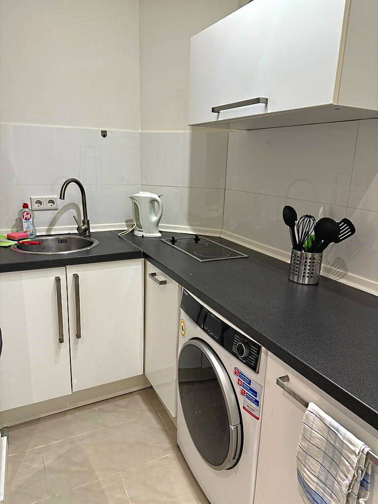 Hübsches Apartment in zentraler Lage – Düsseldorf – Vorschaubild 5