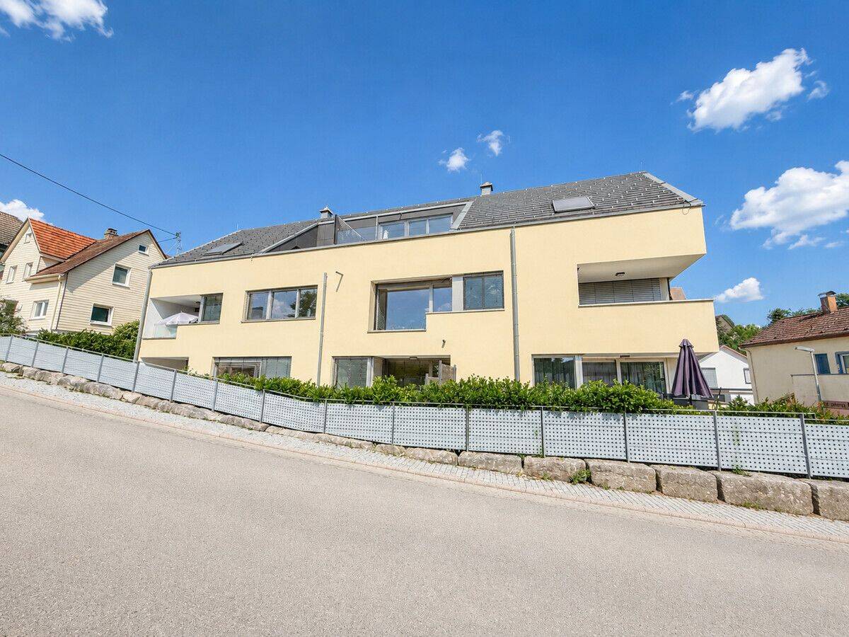 Moderne 3,5 Zimmer Wohnung in Göllsdorf