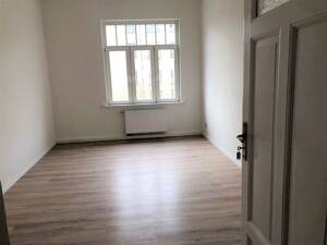 2 Raum Wohnung mit Balkon und möblierter Küche zu vermieten – 4600 Altenburg – Vorschaubild 4