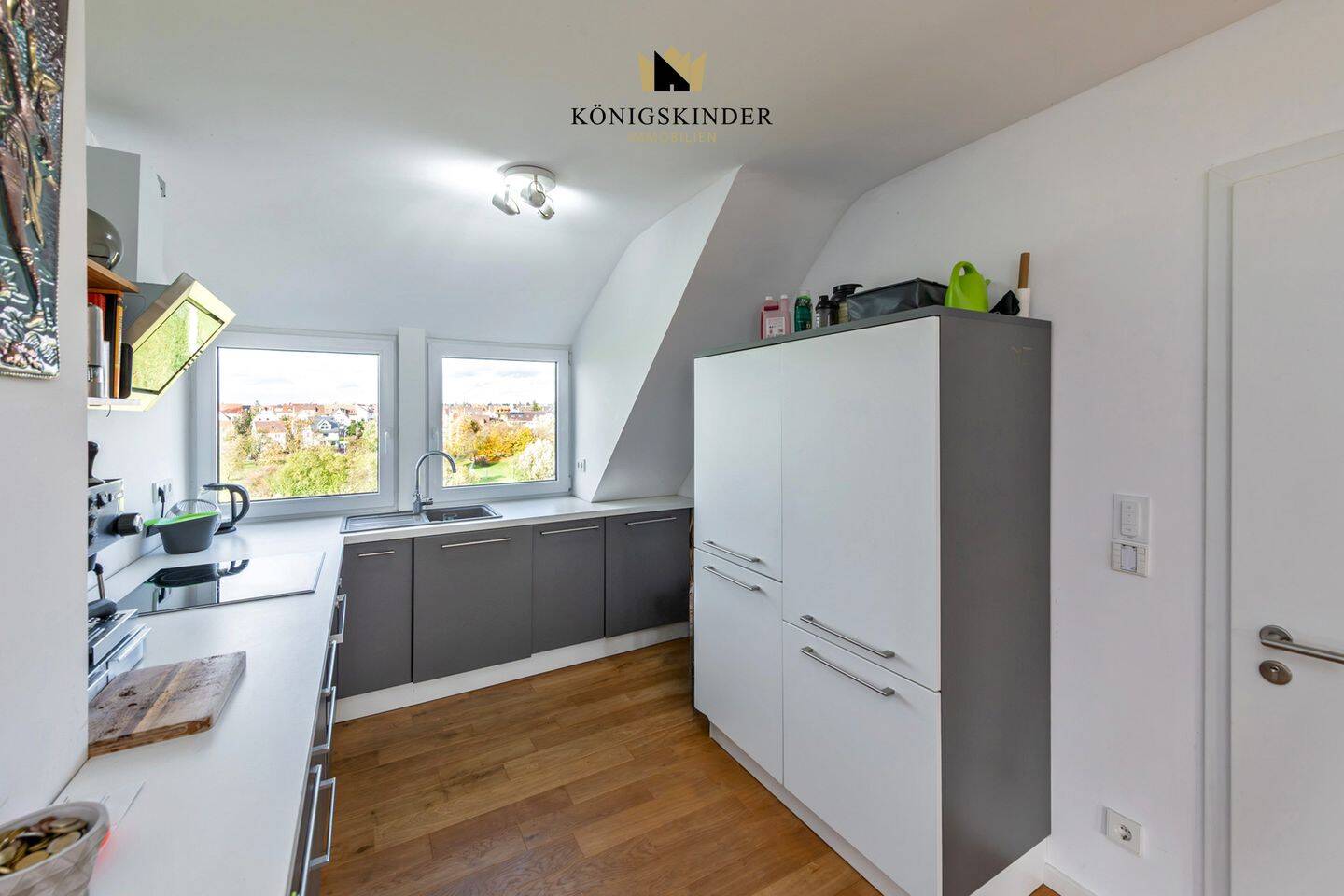 Modernes Wohn- und Geschäftshaus mit Terrasse & unverbaubarem Blick – Stuttgart – Vorschaubild 8