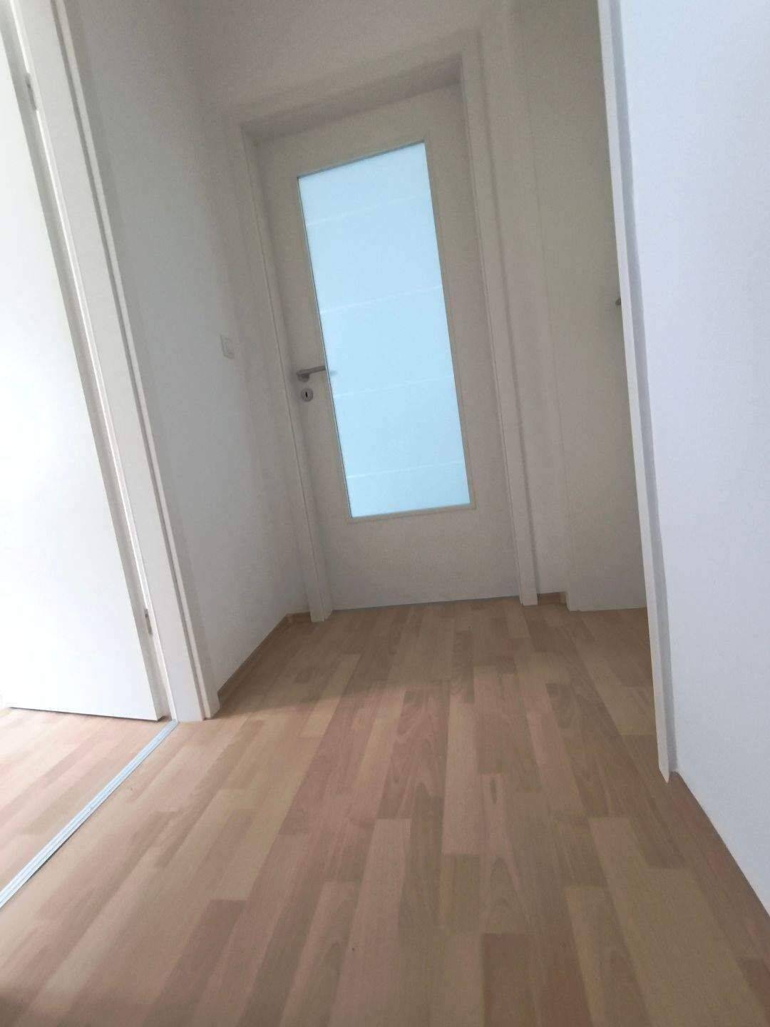 Mit Stellplatz: Moderne 3-Zimmer-Wohnung in Schweinau, Nürnberg - ideal für Singles und Paare – Nürnberg – Vorschaubild 4