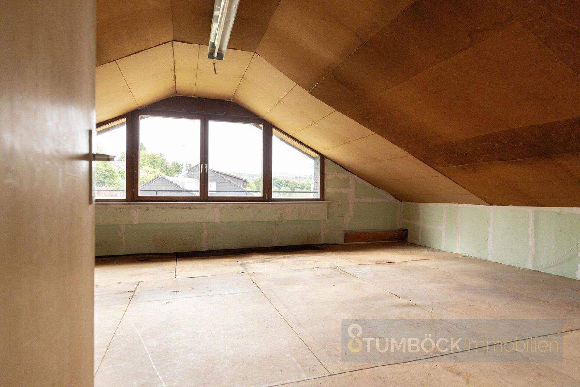 Einfamilienhaus in 79541 Lörrach mit 300 m² kaufen