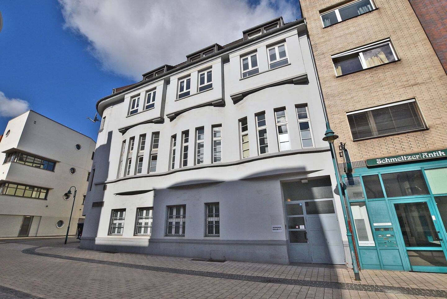 Wohn- und Geschäftshaus in der Duisburger Fußgängerzone – Duisburg – Vorschaubild 3