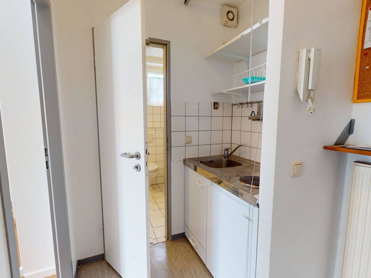 Lichtdurchflutetes Wohnglück: 2-Zimmer-Wohnung mit vollverglastem Erker & Tageslichtbad – Aachen – Vorschaubild 5