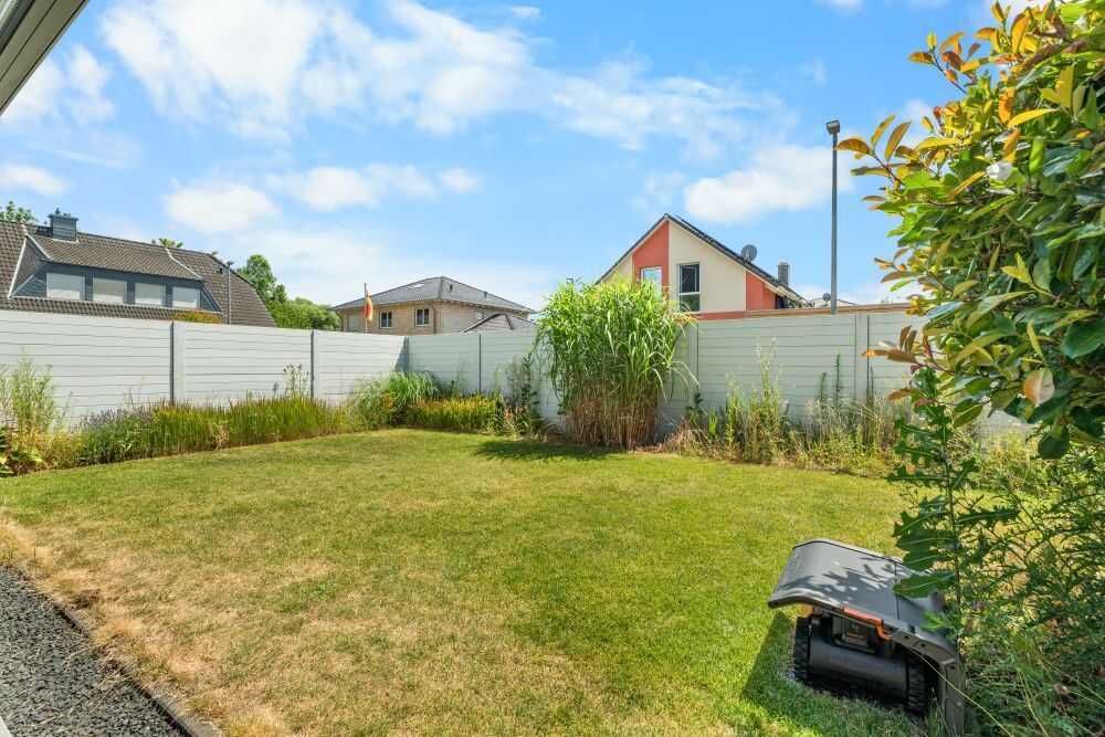 Tolles freistehendes Einfamilienhaus mit Doppelgarage, Wintergarten, Garten usw. in Inden / Altdorf – Inden – Vorschaubild 5
