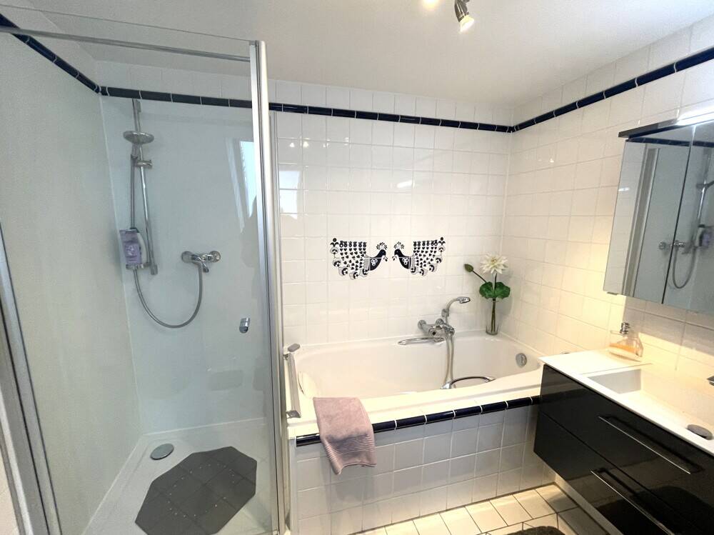 Heidhausen-Perle! Lichtdurchflutete Maisonette-Wohnung mit separatem Eingang" – Essen – Vorschaubild 8
