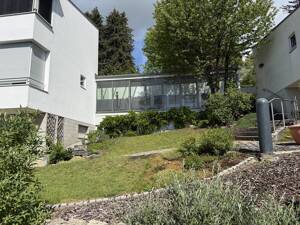 Licht, Luxus, Lebensqualität: Spektakuläre Design-Villa in privilegierter Traumlage – 97082 Würzburg – Vorschaubild 2
