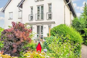 Energieeffizientes Reihenhaus mit Terrasse, Garage und viel Platz in Berlin-Biesdorf – 12683 Berlin – Vorschaubild 2