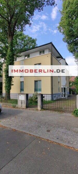 IMMOBERLIN.DE - Toplage! Großzügige Wohnung mit Südwestterrasse, Wintergarten, Kamin & Garten – 14129 Berlin – Vorschaubild 2