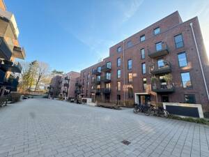 Lichtdurchflutete 3 Zimmer Wohnung mit Dachterrasse in Hamburg Lokstedt - Wentzel Dr. – 22529 Hamburg – Vorschaubild 2