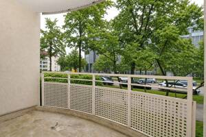 AIGNER - Sanierte 2-Zimmer-Wohnung mit Ostloggia in Daglfing – 81929 München – Vorschaubild 2