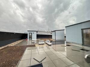 WOW! Lichtdurchflutete 2-Zi.-Whg. mit Penthouse-Atmosphäre!!! – 1159 Dresden – Vorschaubild 9