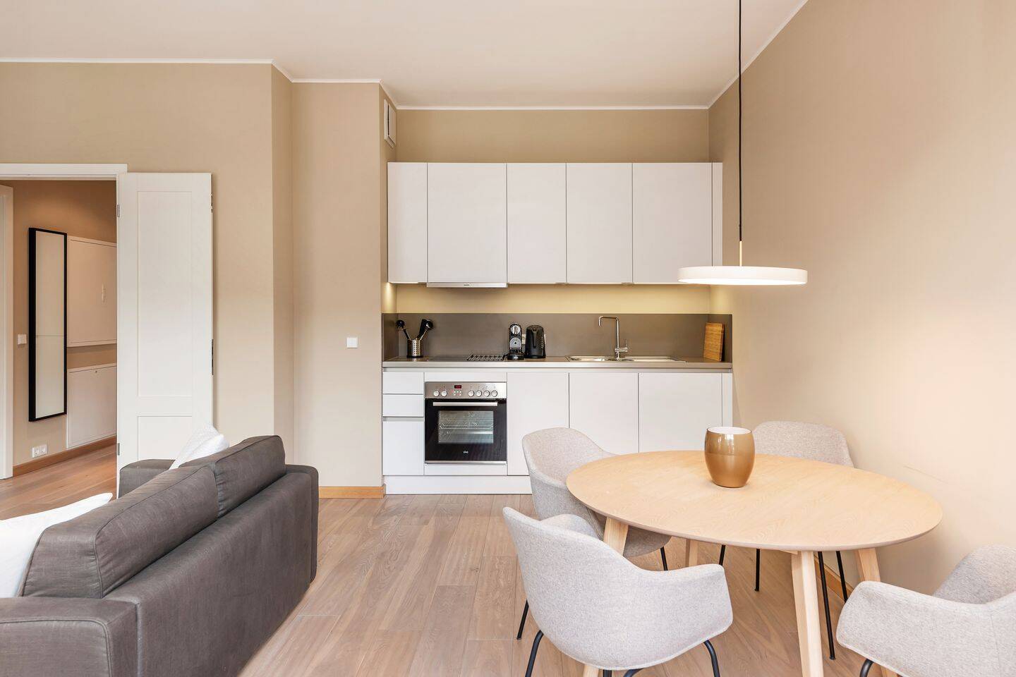 Elegante Stadtwohnung mit Penthouse-Flair in den Fellini Residences – Berlin – Vorschaubild 6