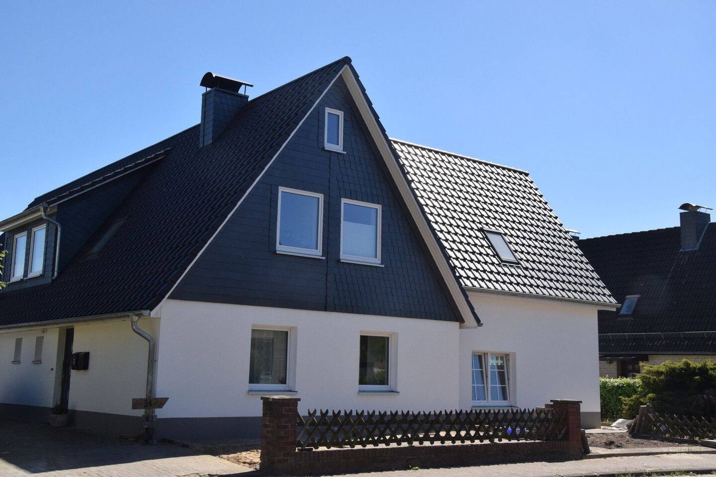 Zentrale Erdgeschosswohnung mit EBK, Kamin und Terasse in Gifhorn