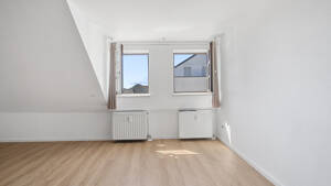 Umfangreich renovierte 2-Zimmer-Wohnung inkl. EBK in zentraler Lage von Mailing – 85055 Ingolstadt – Vorschaubild 3