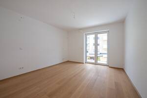 West-Balkon, Landhausdiele, Tageslicht-Badezimmer: Ein Zuhause für alle Sinne, Erstbezug Sept. 2026 – 81369 München – Vorschaubild 3