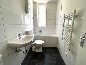 Frisch renoviert & bereit für Sie! / Freshly renovated & ready for you! – 45307 Essen – Vorschaubild 6