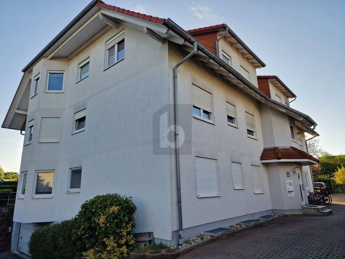 DACHGESCHOSSWOHNUNG MIT CHARME – 74731 Walldürn – Bild 1 von 5