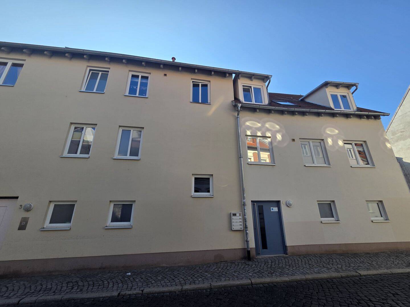 Modern | Möbliert | Rundum sorgenfrei | City-Lage | Stellplatz – Erfurt – Vorschaubild 2