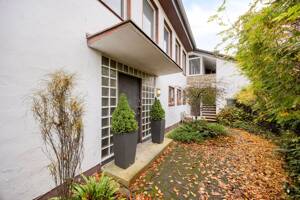 Im privaten Bieterverfahren: Sofort verfügbar - Architektenvilla in begehrter Lage von Köln-Dünnwald – 51069 Köln – Vorschaubild 2