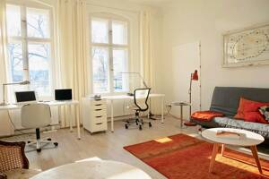 Light-Filled Designer Apartment near Glienicker Bridge - All-Inclusive Rent – 14467 Potsdam – Vorschaubild 5