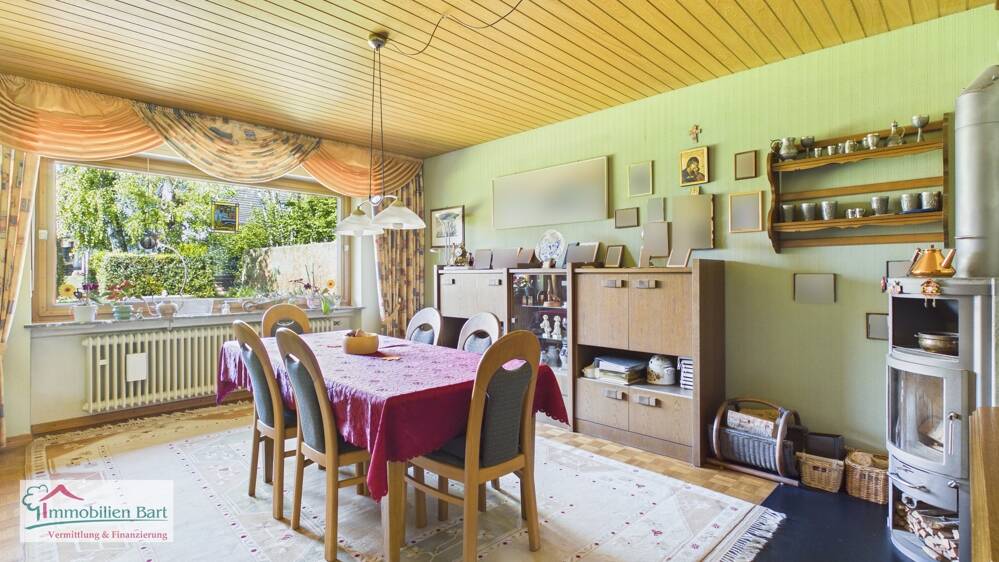 MERZIG-HILBRINGEN: CHARMANTES WOHNHAUS / PV-ANLAGE / GARTEN / GARAGE / TOP LAGE! – Merzig – Vorschaubild 6
