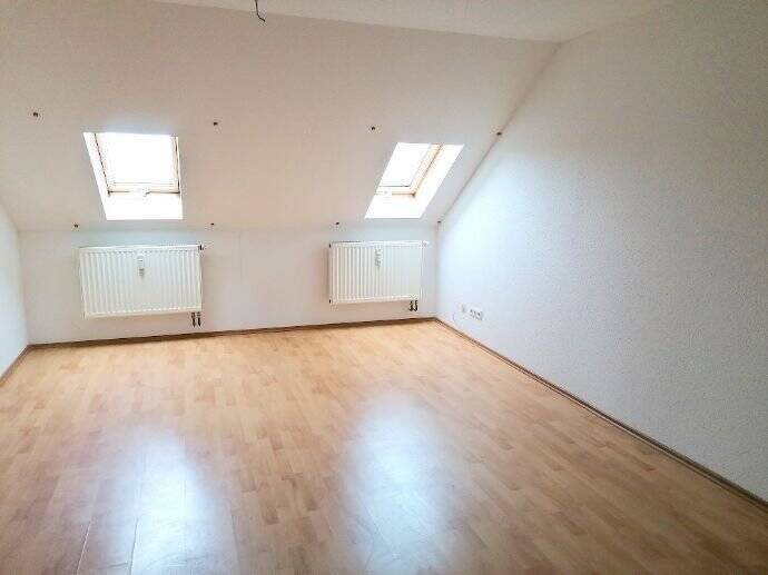 !! Maisonette-Wohnung mit Einbauküche, 3-Zimmer !! – Chemnitz – Vorschaubild 2