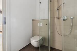 In der Endetage: Hochwertige 1-Zimmer-Neubauwohnung Einbauküche in Frankfurt-Ostend! – 60314 Frankfurt am Main – Vorschaubild 7