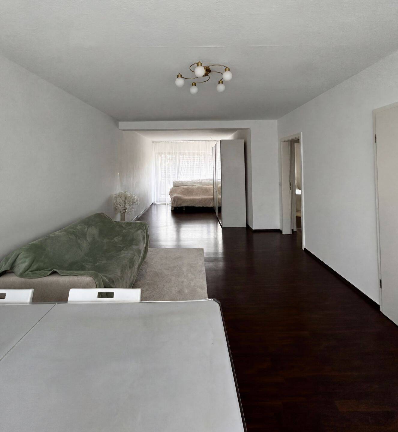 Lichtdurchflutetes 2-Zimmer-Raumwunder im 3. OG: Moderner Schnitt, Traumblick vom Balkon & separater Eingang! – Essen – Vorschaubild 7