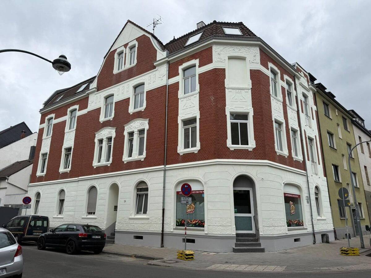 PROVISIONSFREIE renditestarke Kapitalanlage mit Aufteilungspotenzial und modernisierten Wohnungen – 40229 Düsseldorf – Bild 1 von 9