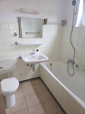 1 Zimmer-Appartement mit Balkon in zentraler Lage für Schüler/Studenten/Berufstätige *** 5 Min zur U-Bahn – 90763 Fürth – Vorschaubild 6