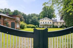 WUNDERSCHÖNER HISTORISCHER LANDSITZ AM ALSTERLAUF IN HAMBURG. – 22397 Hamburg – Vorschaubild 3