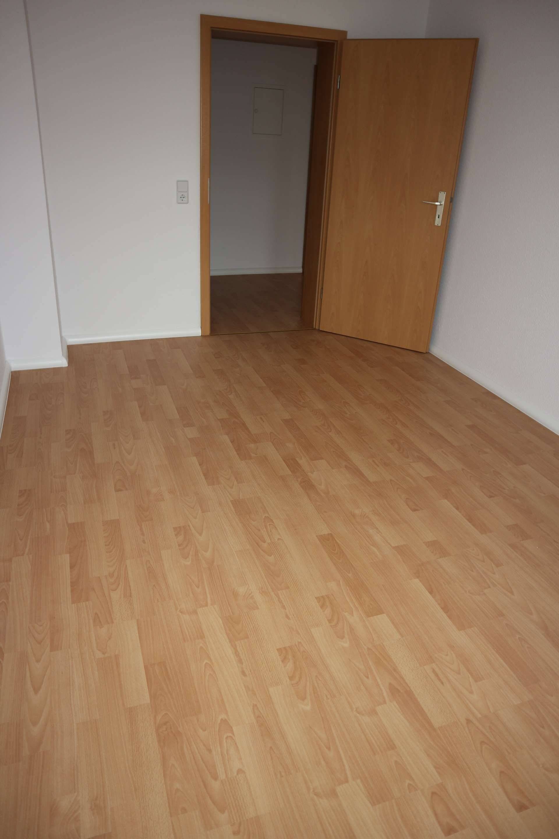 Balkon an der Küche / im 2. OG u.v.m. FREi AB SOFORT ! – Chemnitz – Vorschaubild 9