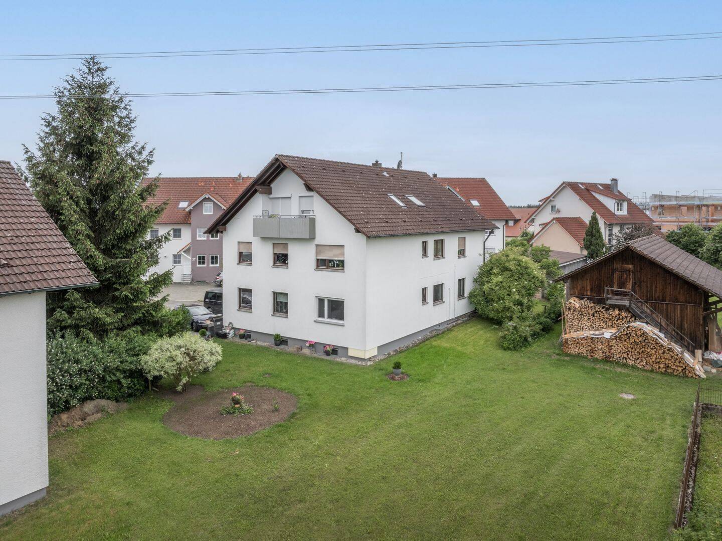 Gepflegtes 3-Familien-Wohnhaus als attraktive Kapitalanlage in Horgenzell – Horgenzell – Vorschaubild 2