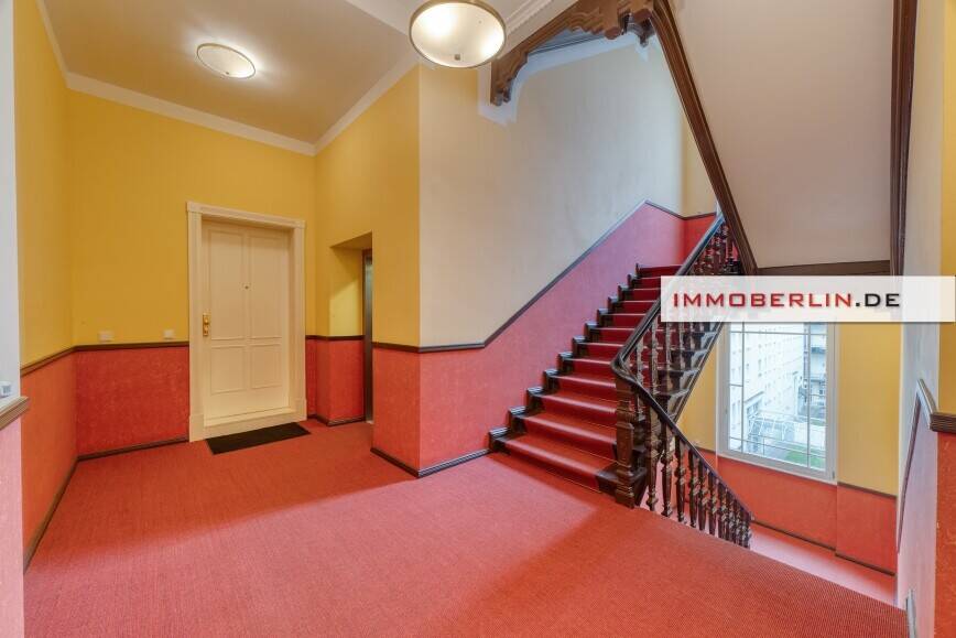 IMMOBERLIN.DE - Toplage! Exquisite Altbauwohnung mit großem Balkon am KaDeWe – Berlin – Vorschaubild 6