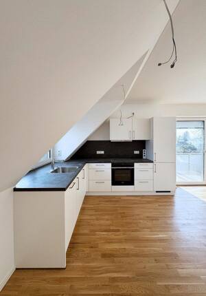 Erstbezug nach Kernsanierung: Gemütliche 3-Zimmer-DG-Wohnung in München-Trudering - WE 7 – 81825 München – Vorschaubild 6