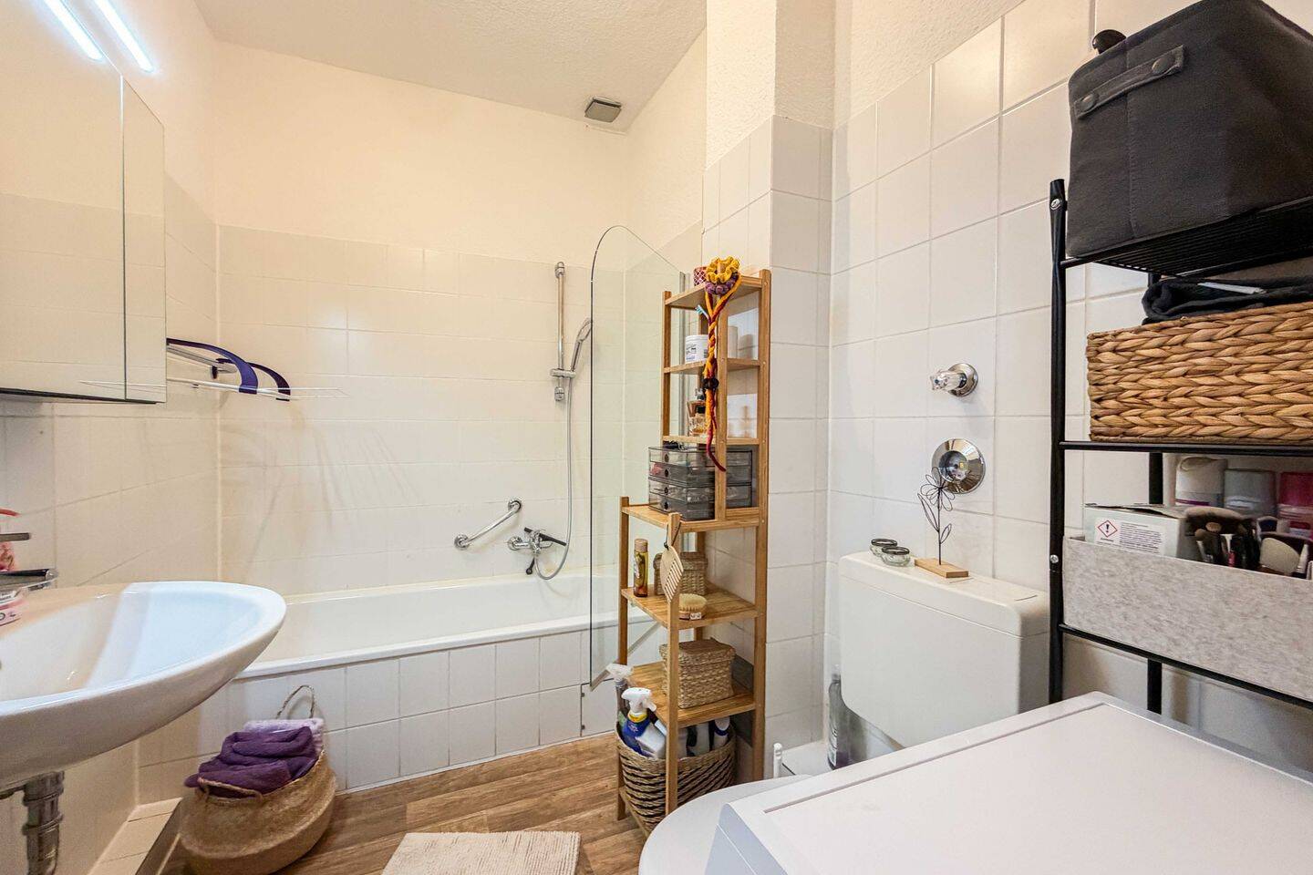Charmante 2-Zimmer-Wohnung im Fachwerkhaus in ruhiger Lage von Wolfsburg-Neuhaus – Wolfsburg – Vorschaubild 8