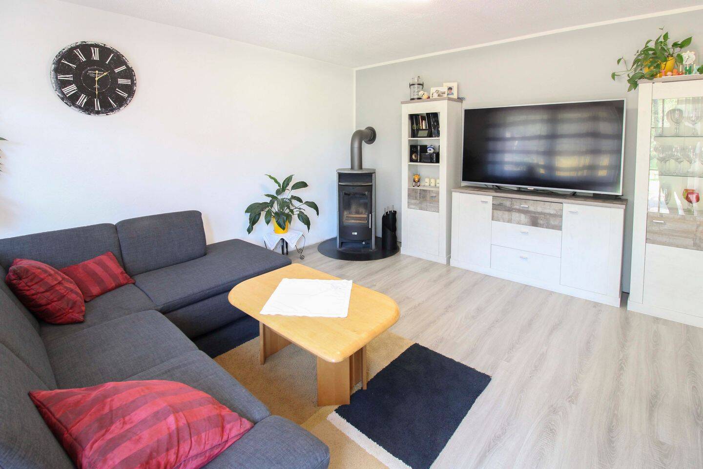 Großzügige DHH mit Kamin, Vollkeller und großem Garten in Strausberg – Strausberg – Vorschaubild 4